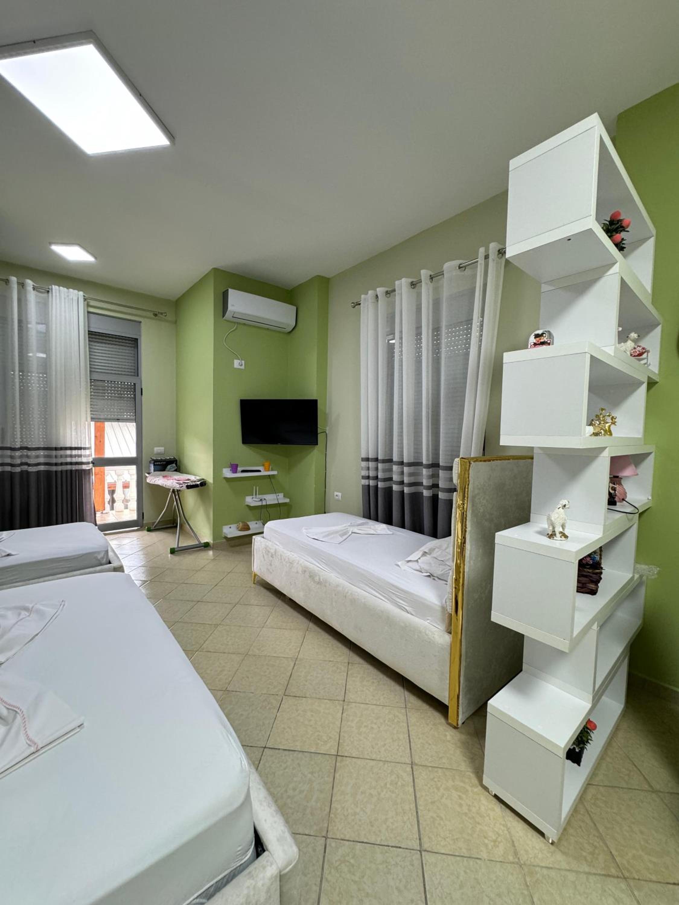 Solei Apartments