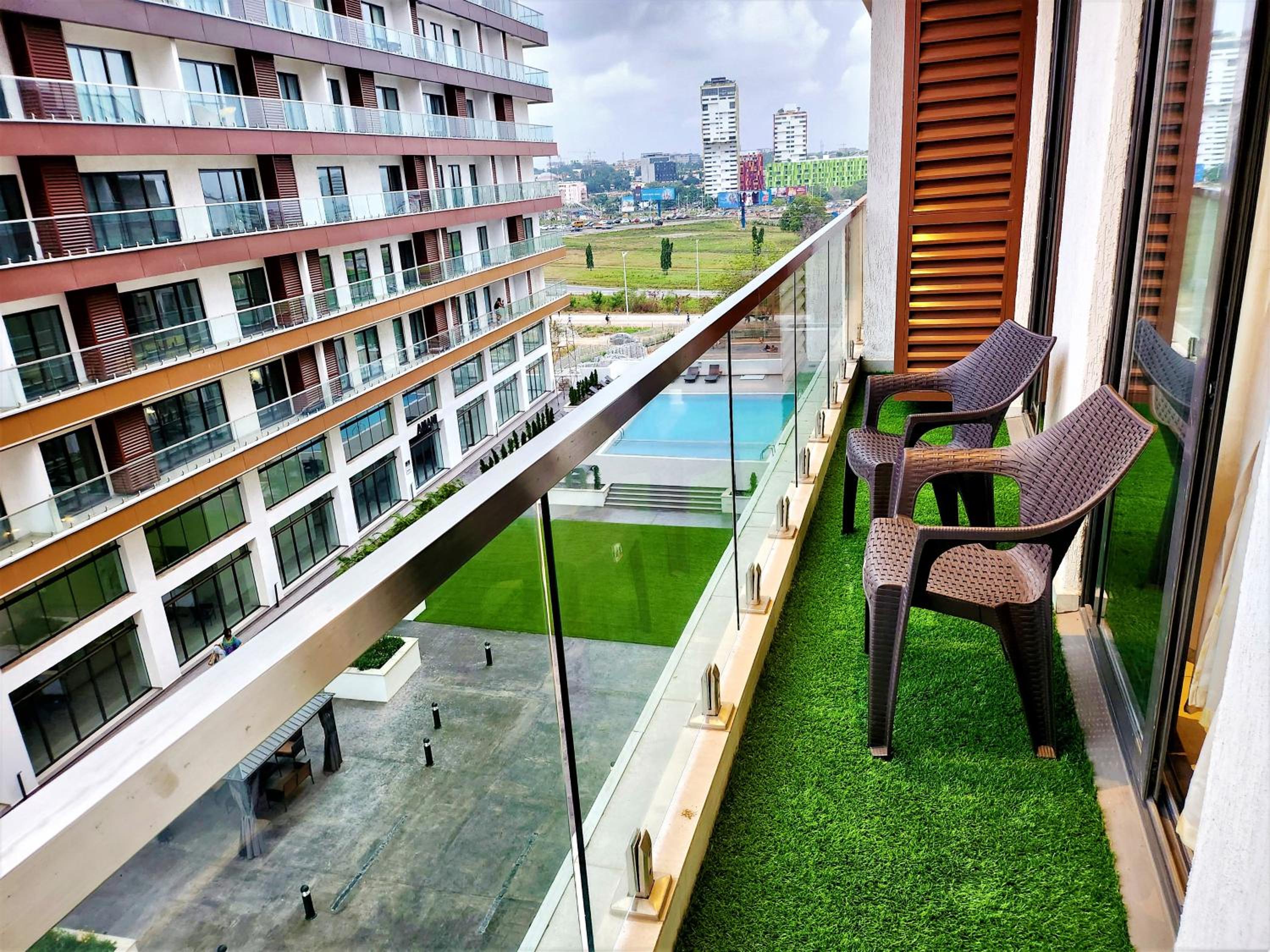 The Signature Apartments Accra-Fantastic Luxury Gem - 5star Service, Pools, Gym, by DLA view 5