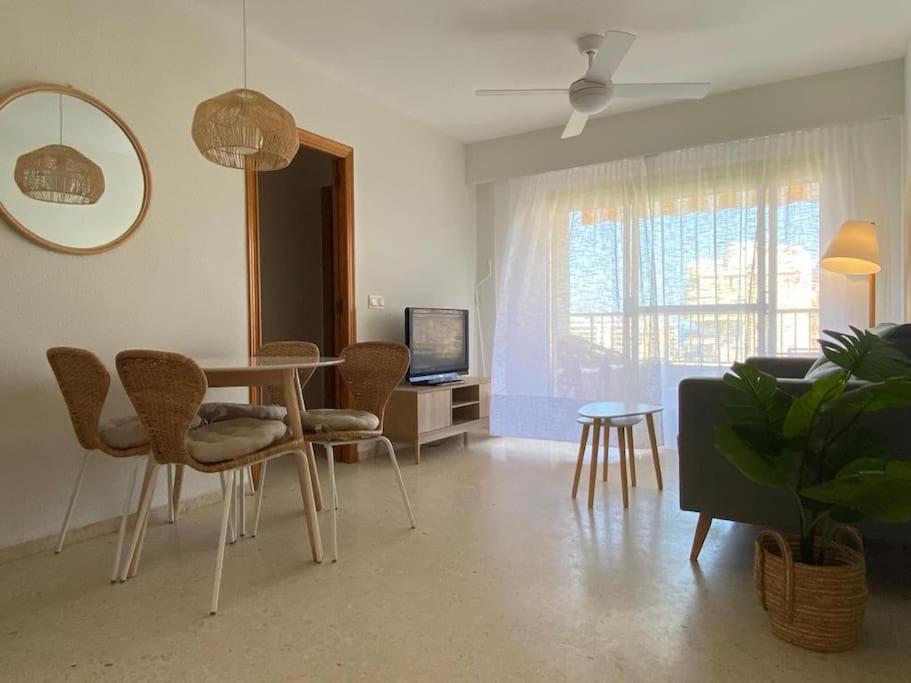 Apartamento con piscina en Playa de Gandía