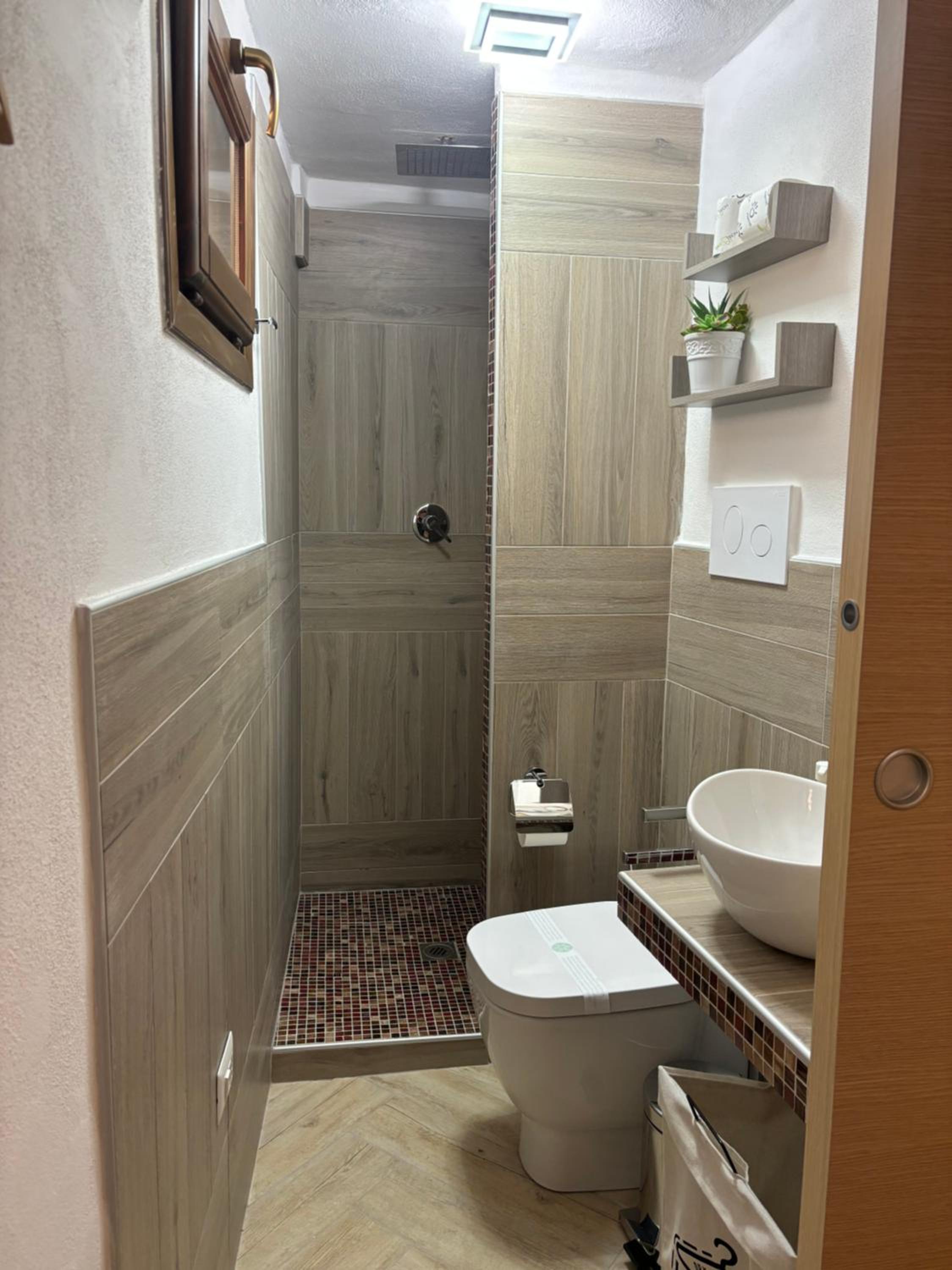 Home Via Neve-Historical Centre