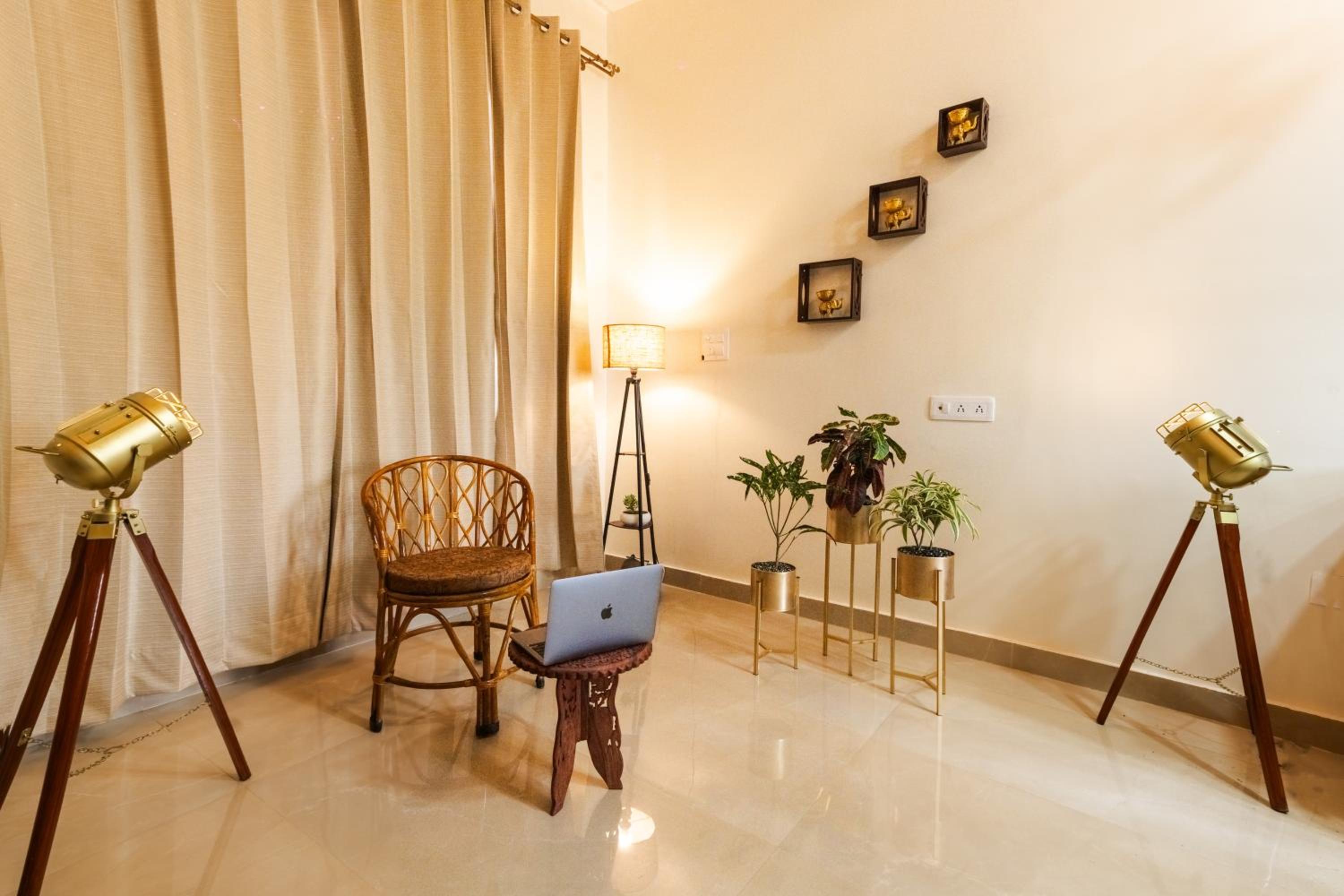 Dhruva - Luxury Villa in CBD