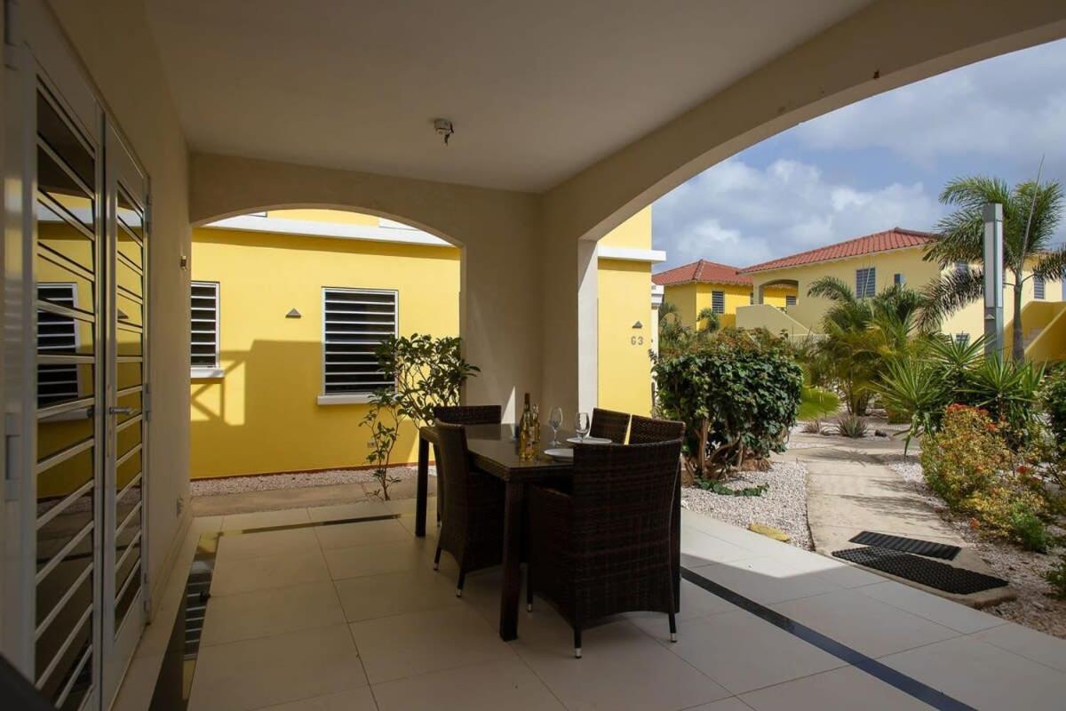Trupial F3 Relax & Dive Resort Bonaire Village