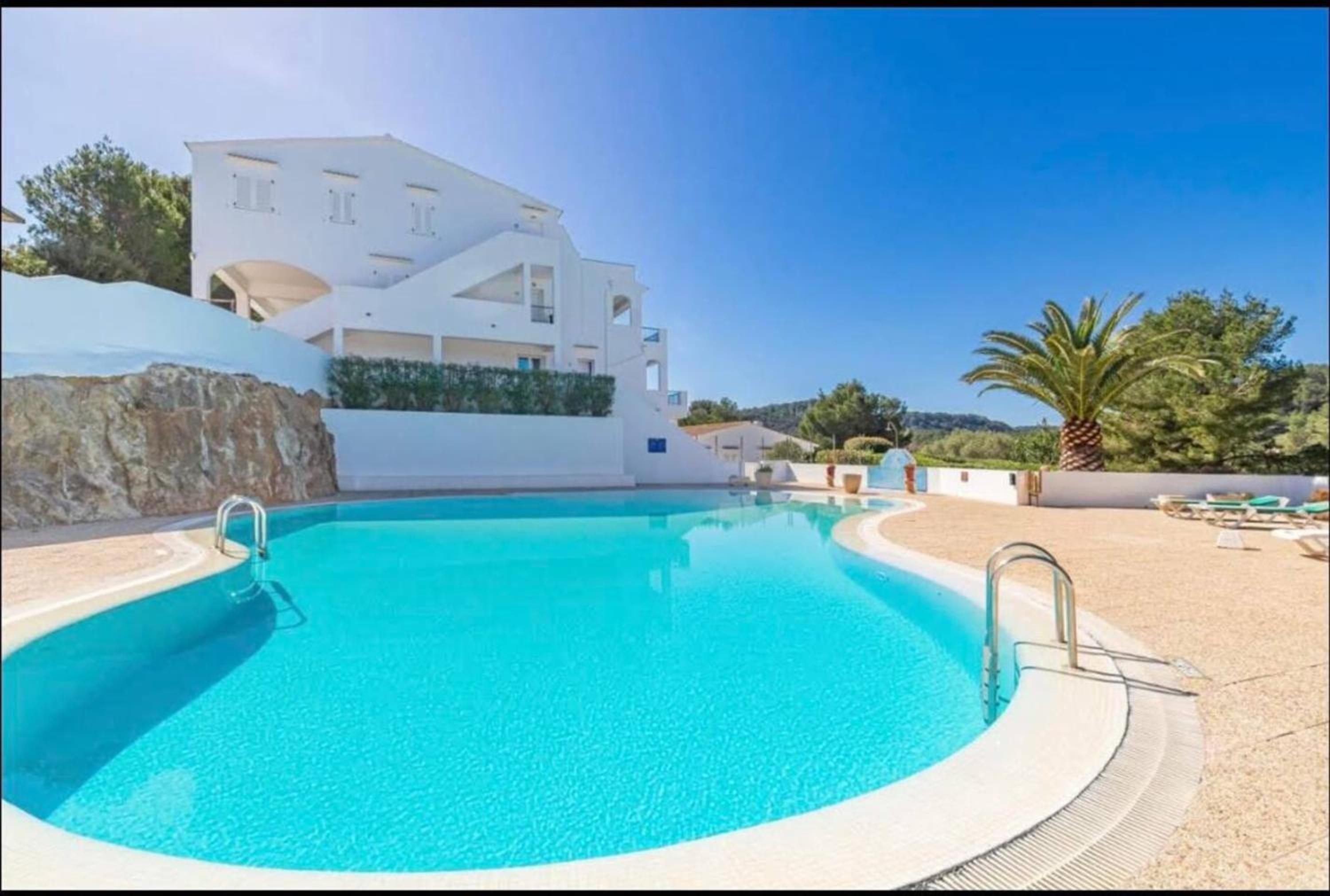 Spacious Apartment near Son Parc with Shared Pool