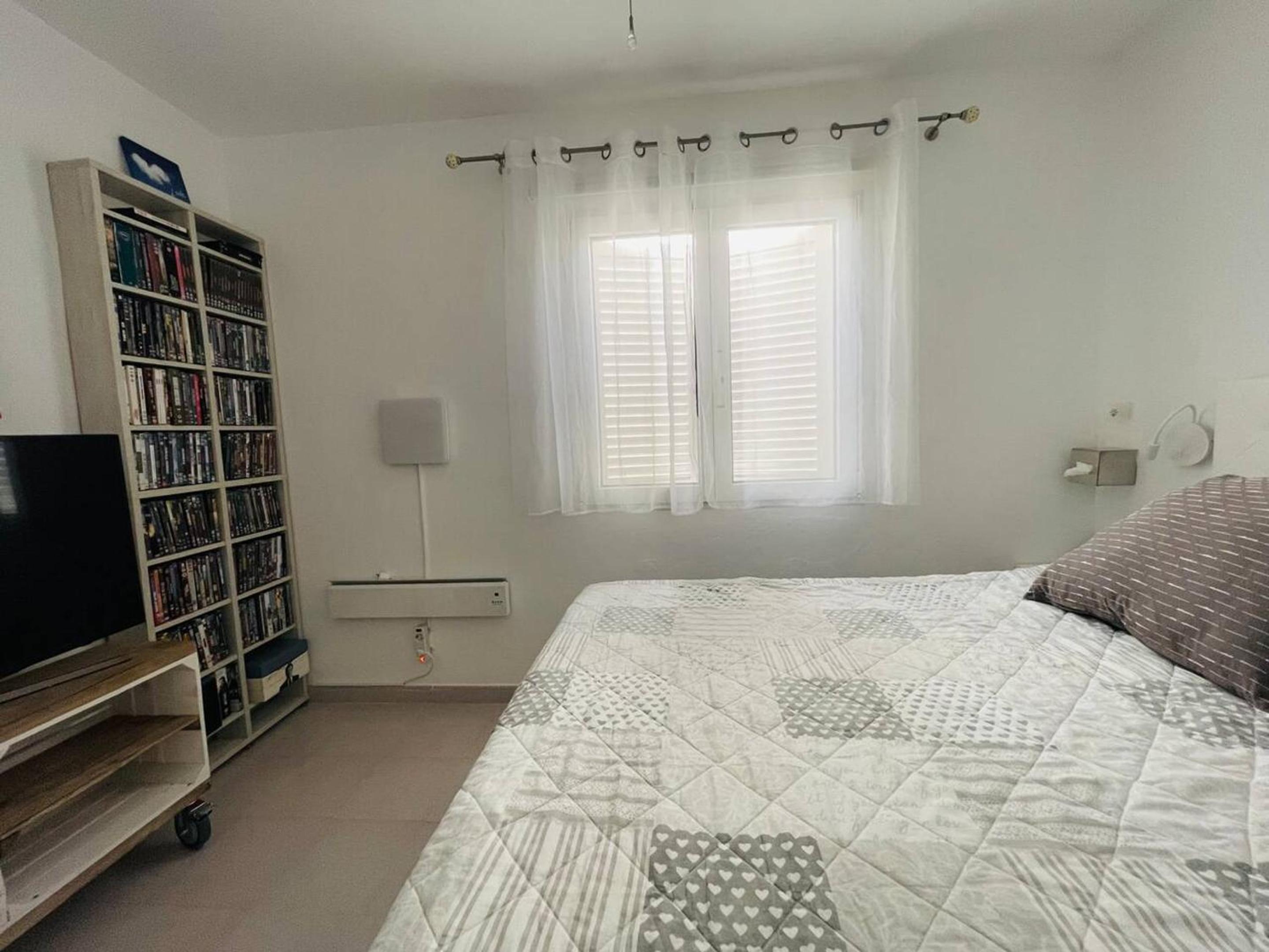 Spacious Apartment near Son Parc with Shared Pool