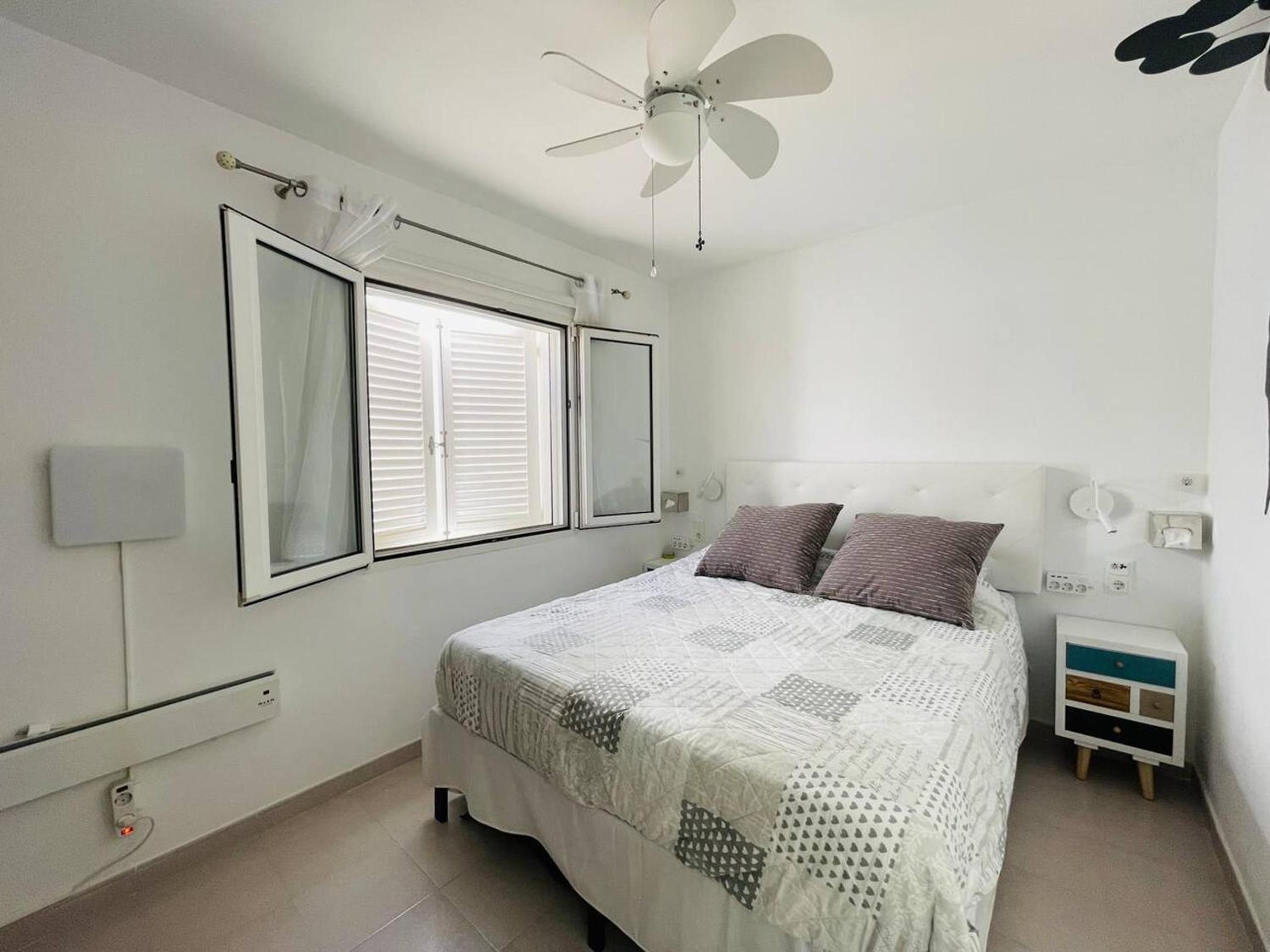 Spacious Apartment near Son Parc with Shared Pool