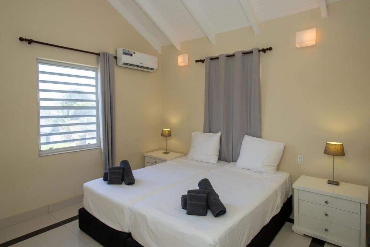 Prikichi D2 Relax & Dive Resort Bonaire Village