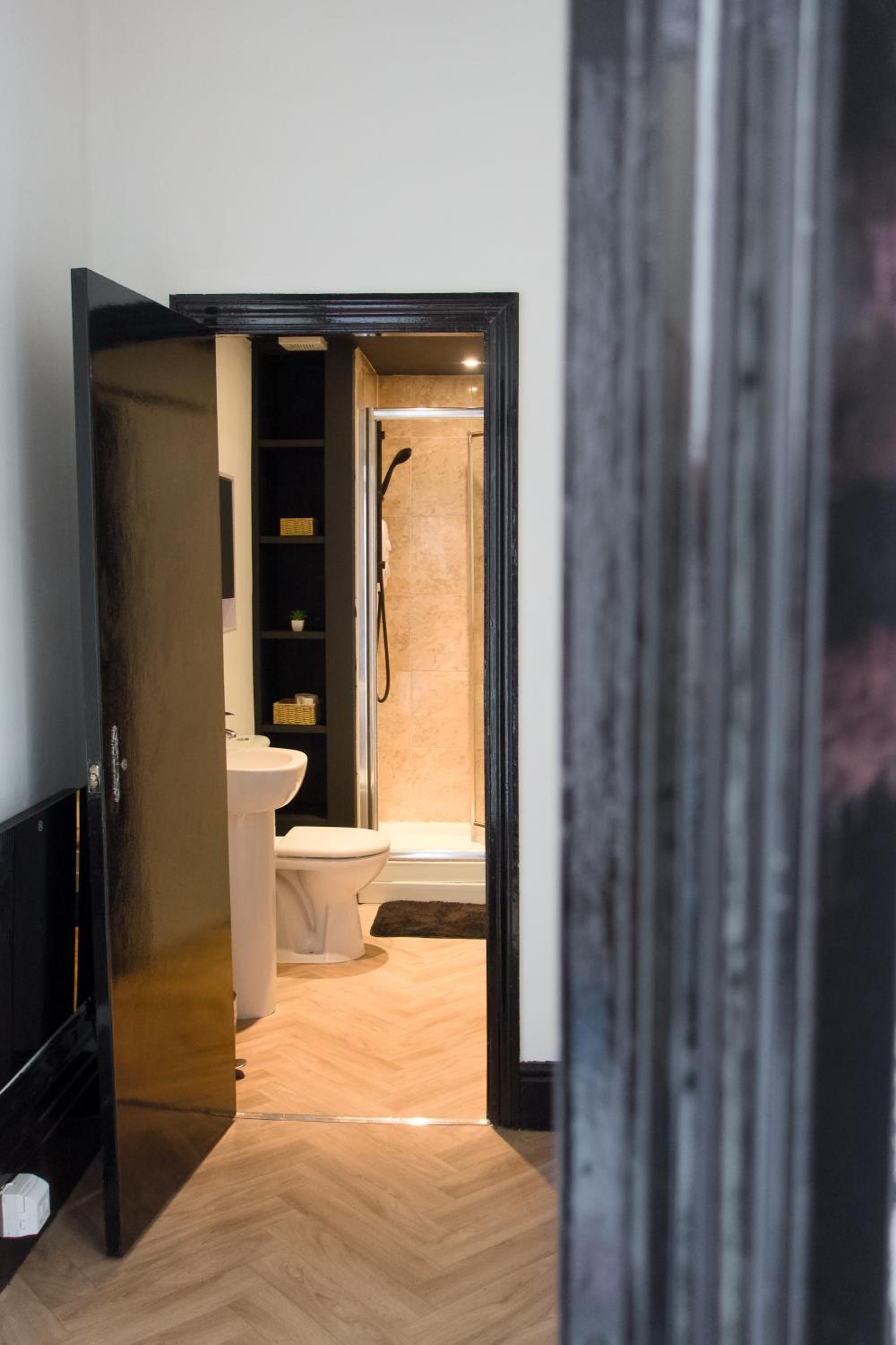 1 bedroom apartment - The Onyx view 5
