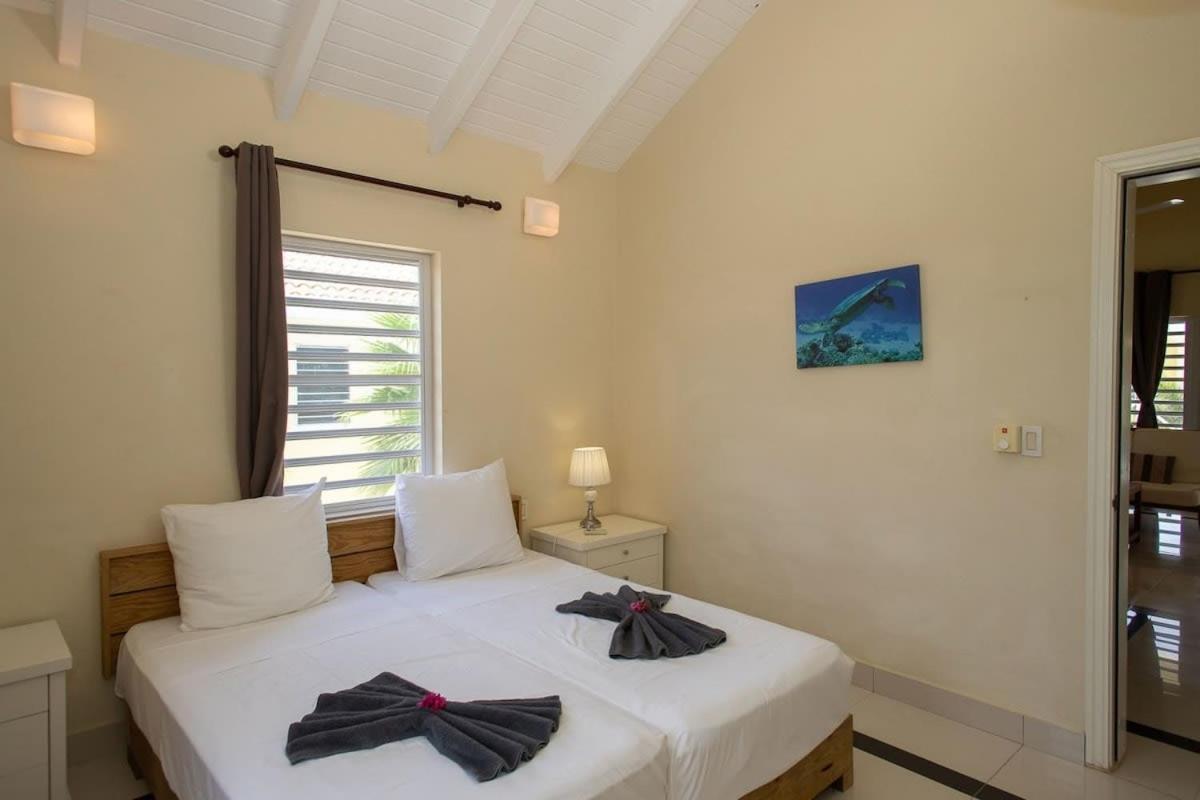 Prikichi F2 Relax & Dive Resort Bonaire Village