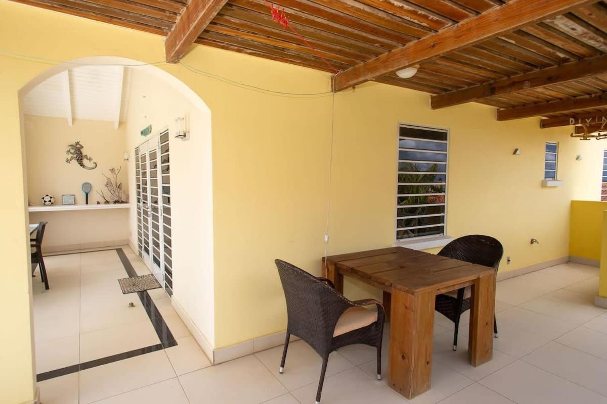 Prikichi F2 Relax & Dive Resort Bonaire Village