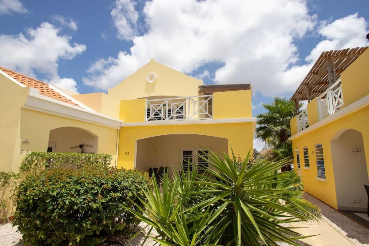 Prikichi F2 Relax & Dive Resort Bonaire Village
