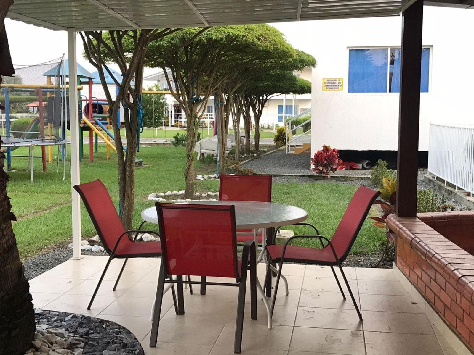Finca Lujosa con Hermosa Piscina