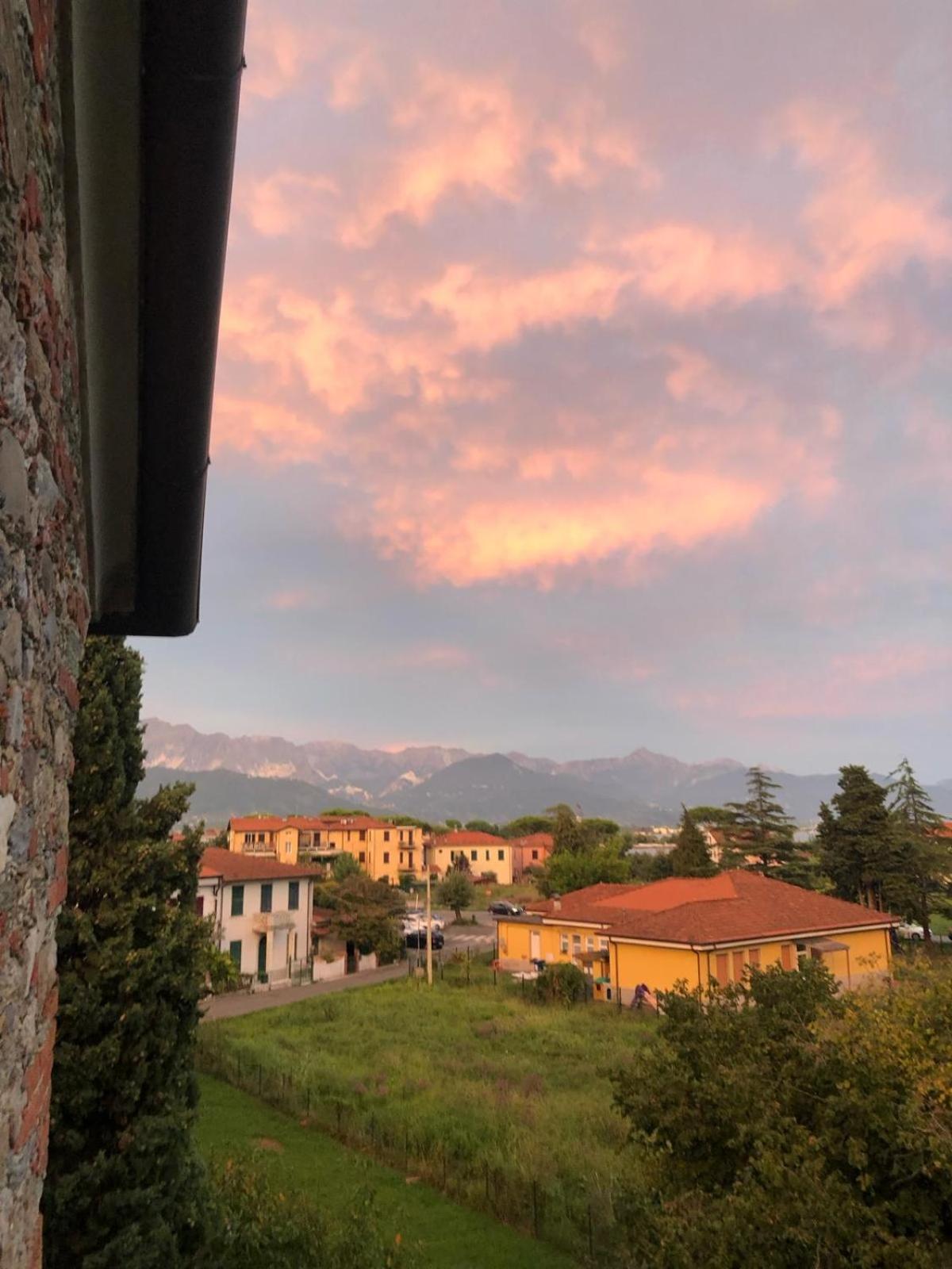 Villa Vecchia Fontana al mare - Tra Liguria e Toscana tra Viaregggio, Forte dei Marmi e Cinque Terre- Haus am Meer bei la Spezia