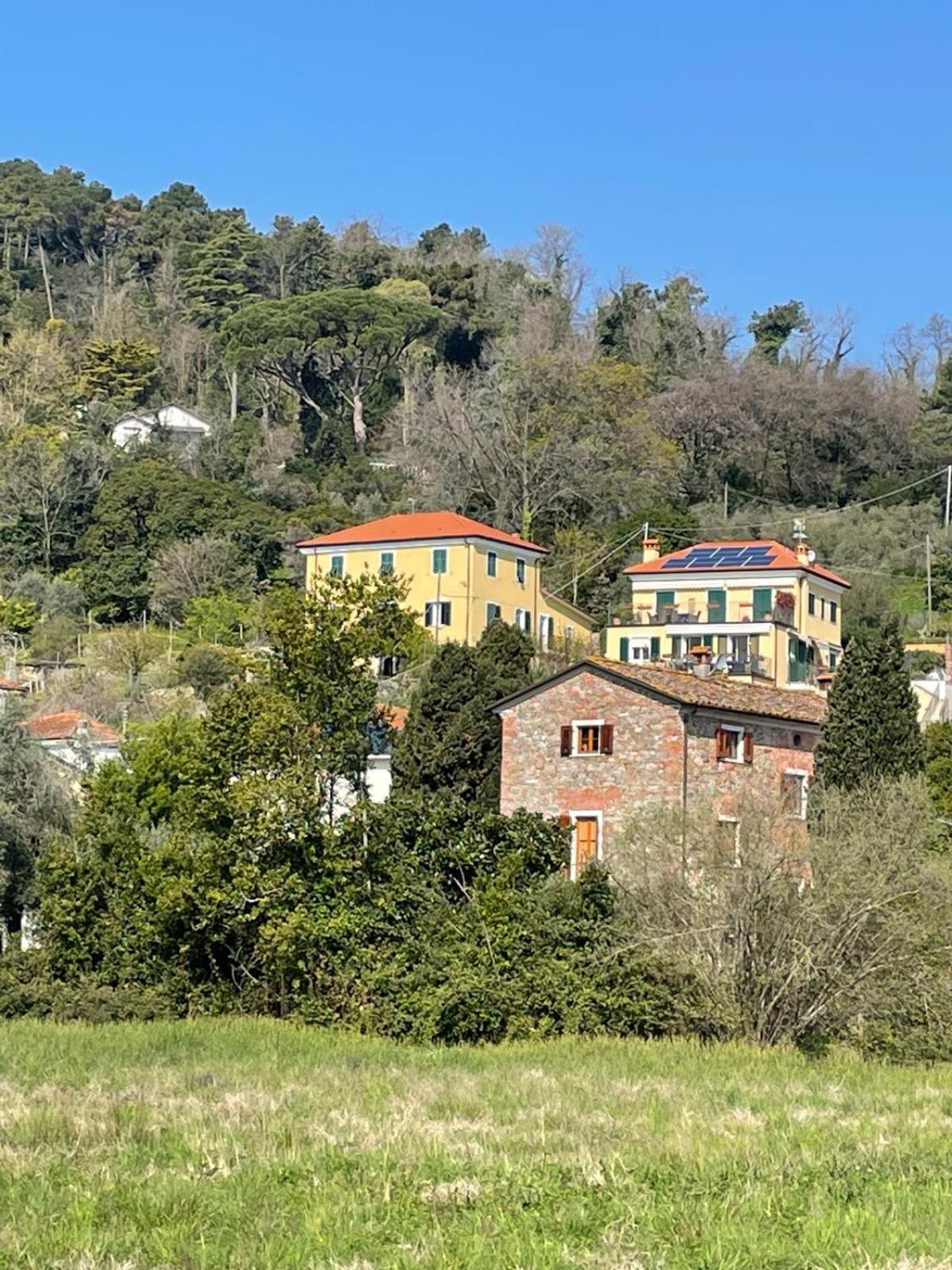 Villa Vecchia Fontana al mare - Tra Liguria e Toscana tra Viaregggio, Forte dei Marmi e Cinque Terre- Haus am Meer bei la Spezia
