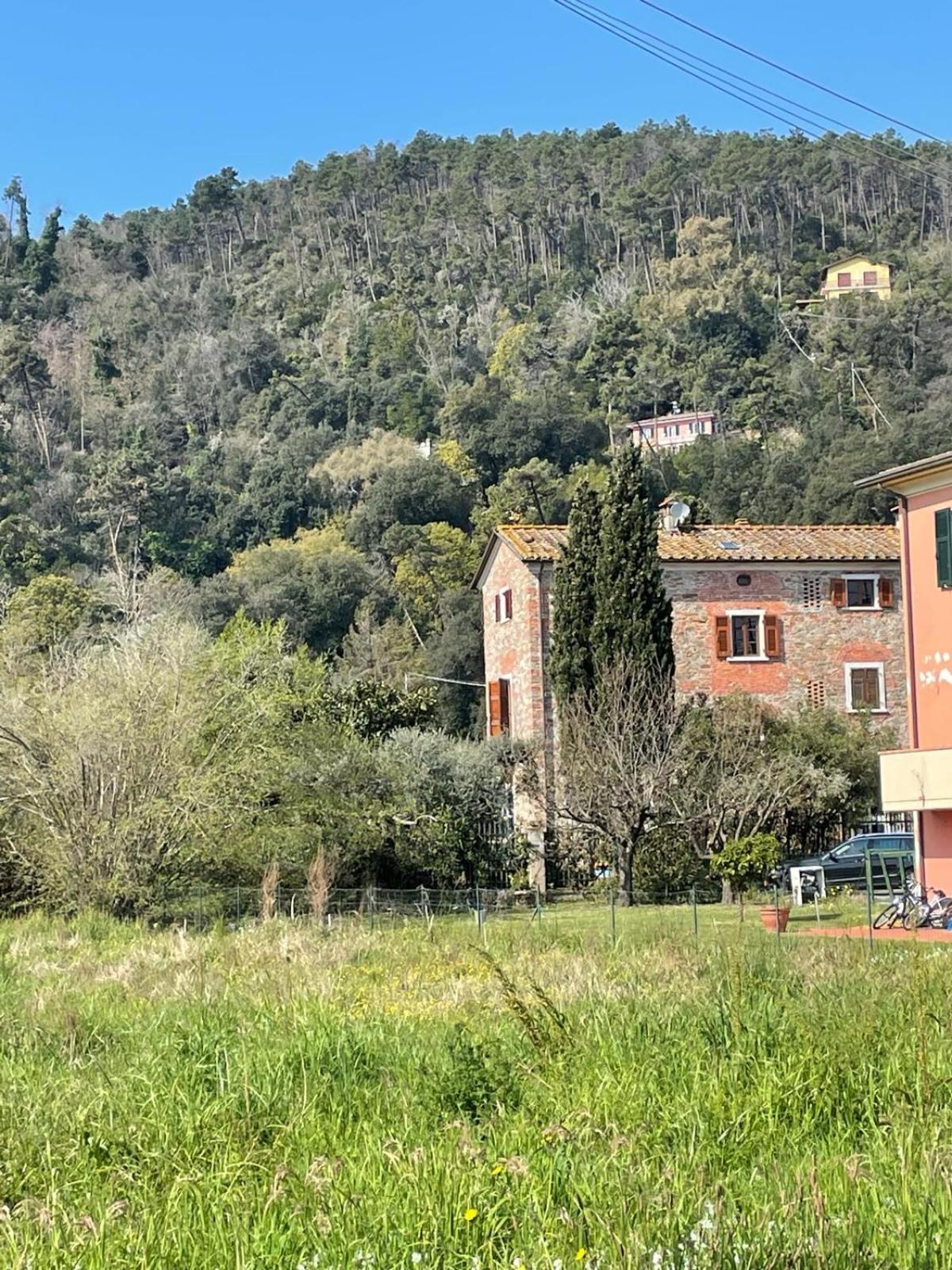 Villa Vecchia Fontana al mare - Tra Liguria e Toscana tra Viaregggio, Forte dei Marmi e Cinque Terre- Haus am Meer bei la Spezia