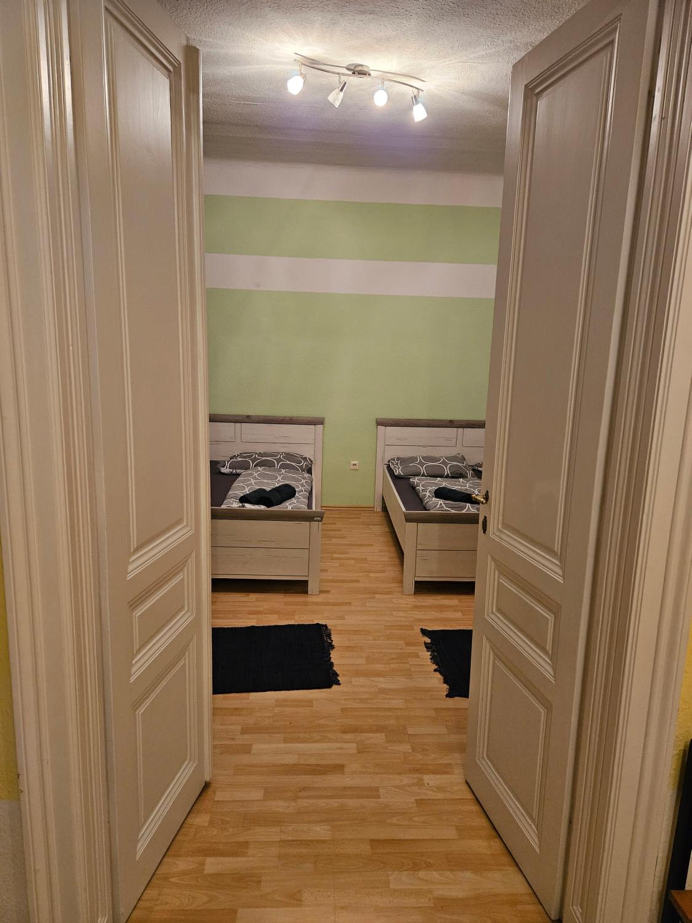 Archduchess Suite 18