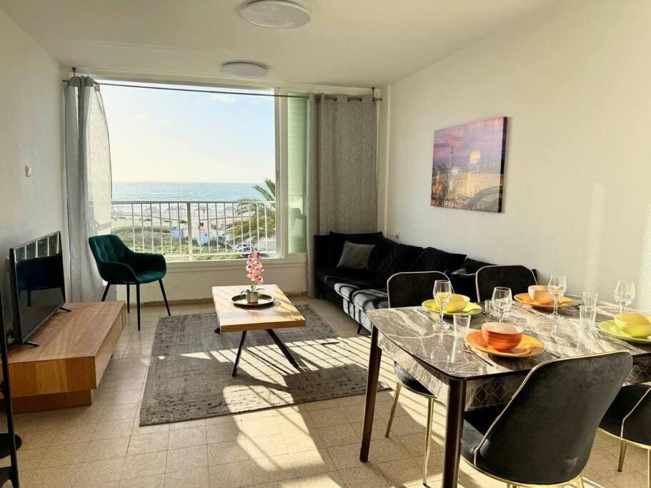 Sea Breeze Apartment