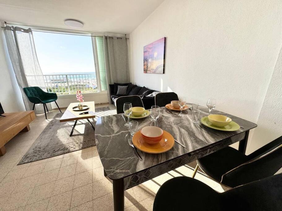 Sea Breeze Apartment