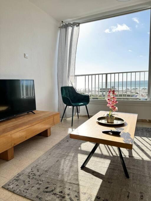 Sea Breeze Apartment