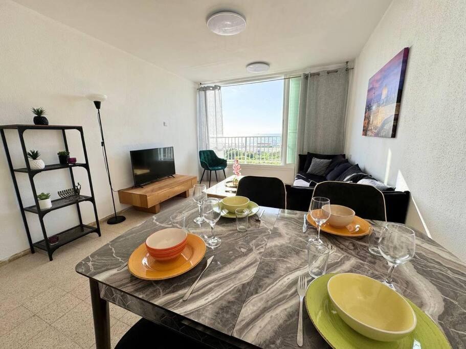 Sea Breeze Apartment