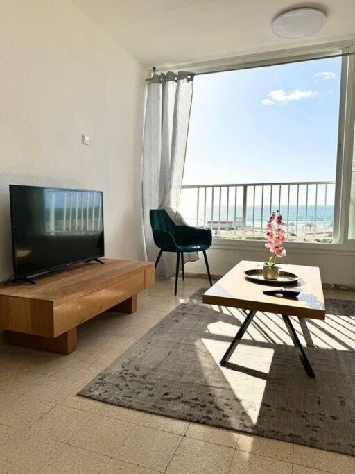 Sea Breeze Apartment