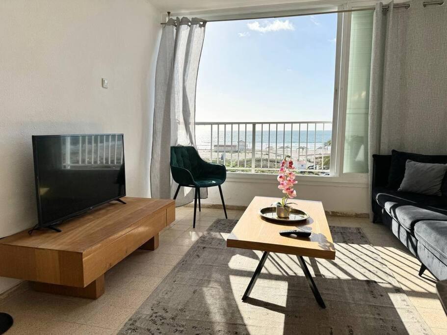 Sea Breeze Apartment