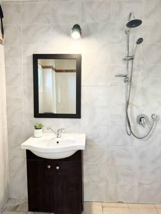 Sea Breeze Apartment
