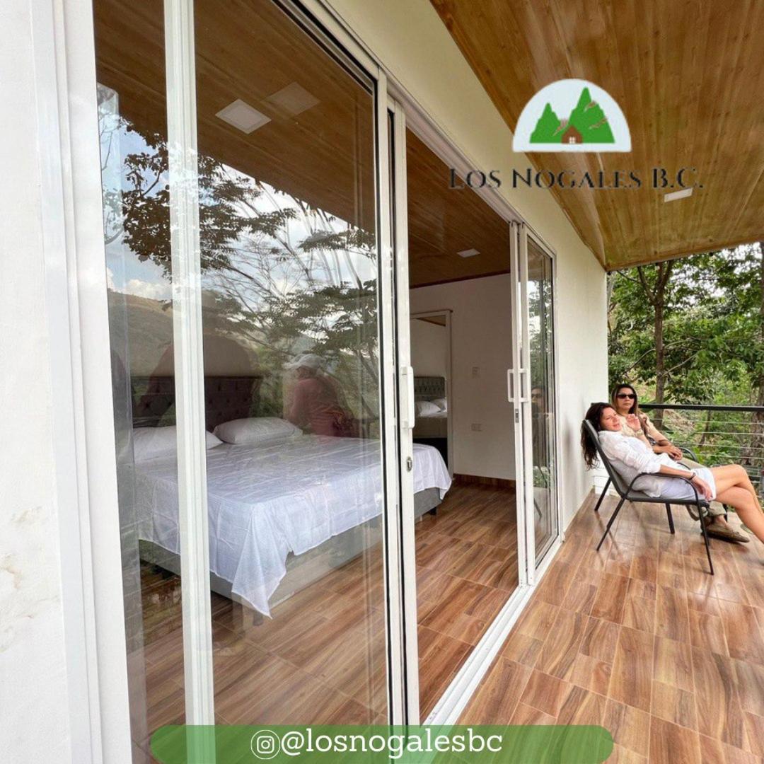 Casa campestre Los Nogales BC