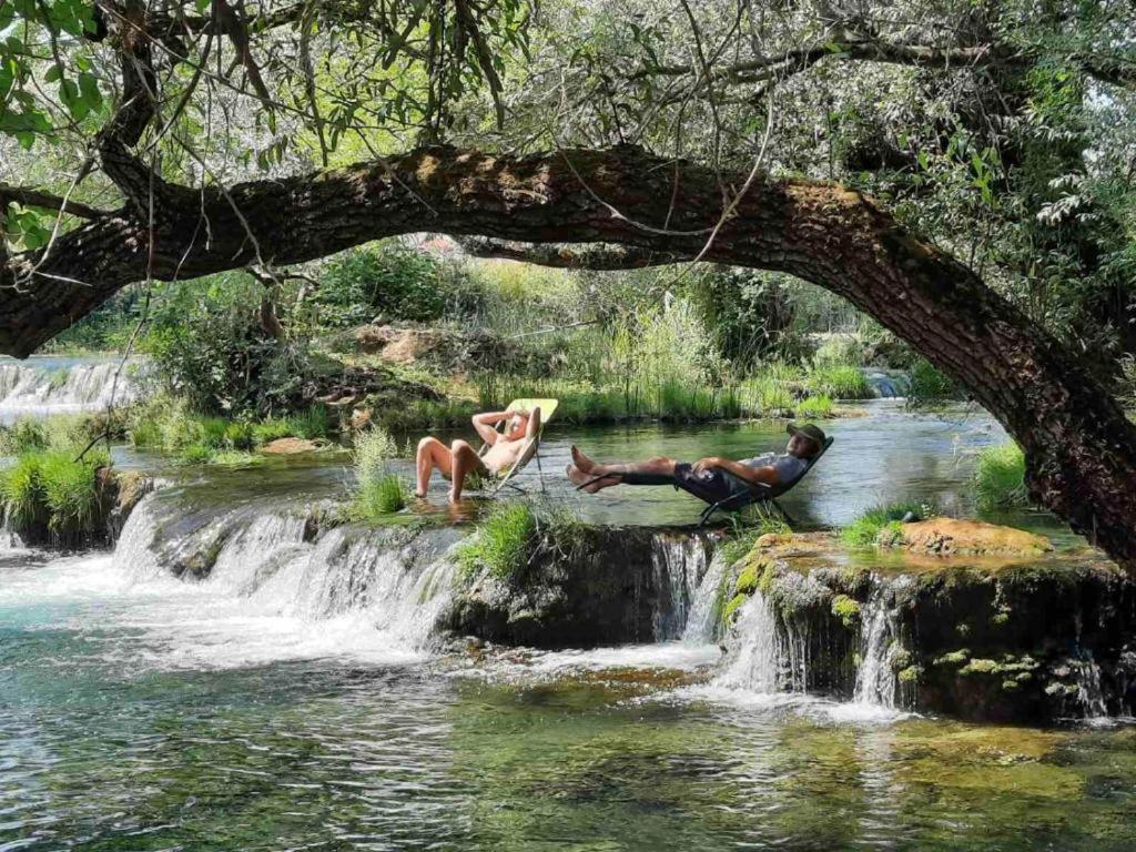 Guest house Green River