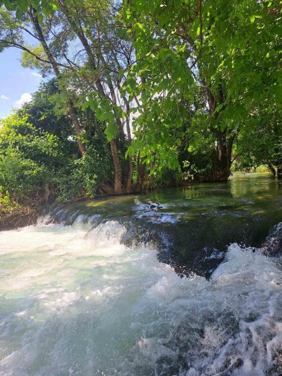 Guest house Green River
