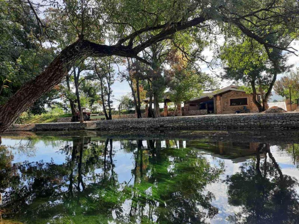 Guest house Green River
