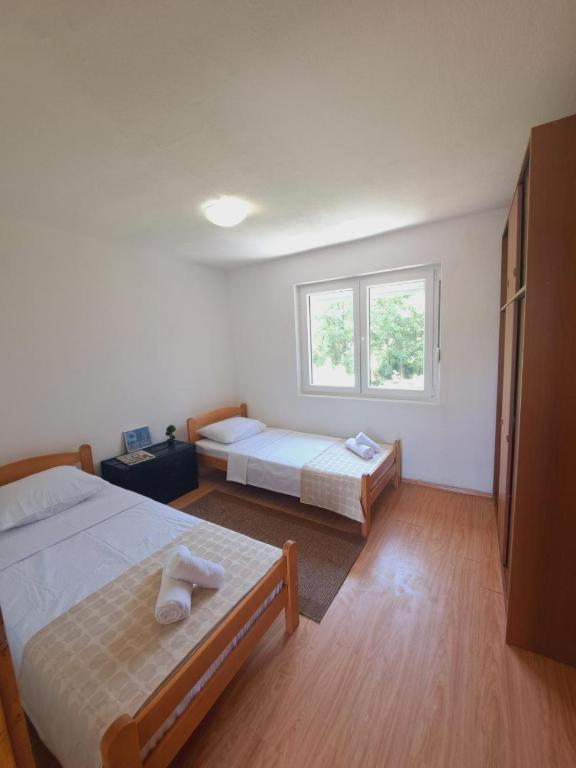 Guest house Green River