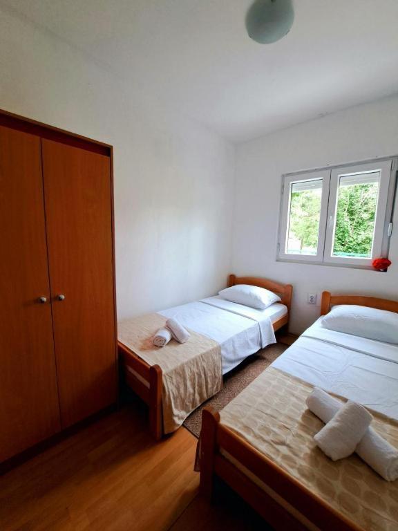 Guest house Green River