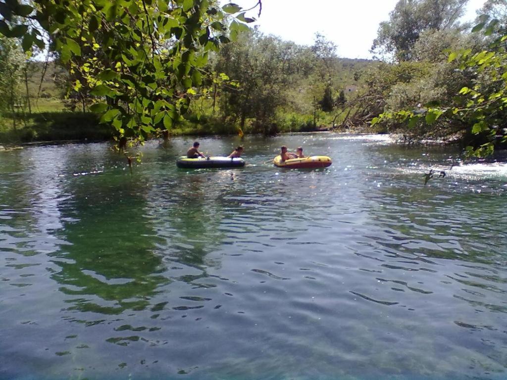 Guest house Green River