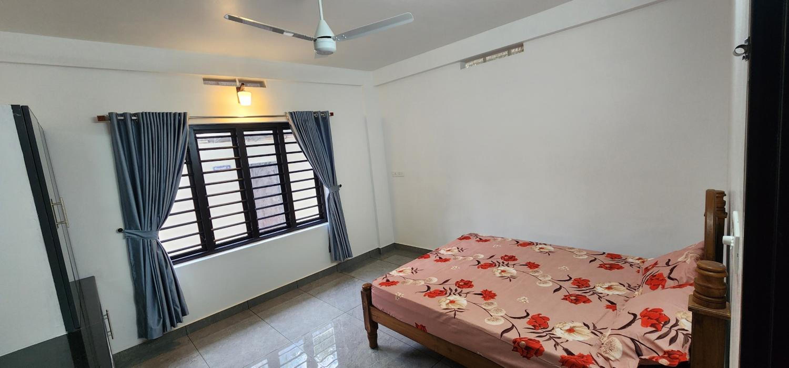 Cherry Blossom Munnar- 3 Bedroom Homestay view 2