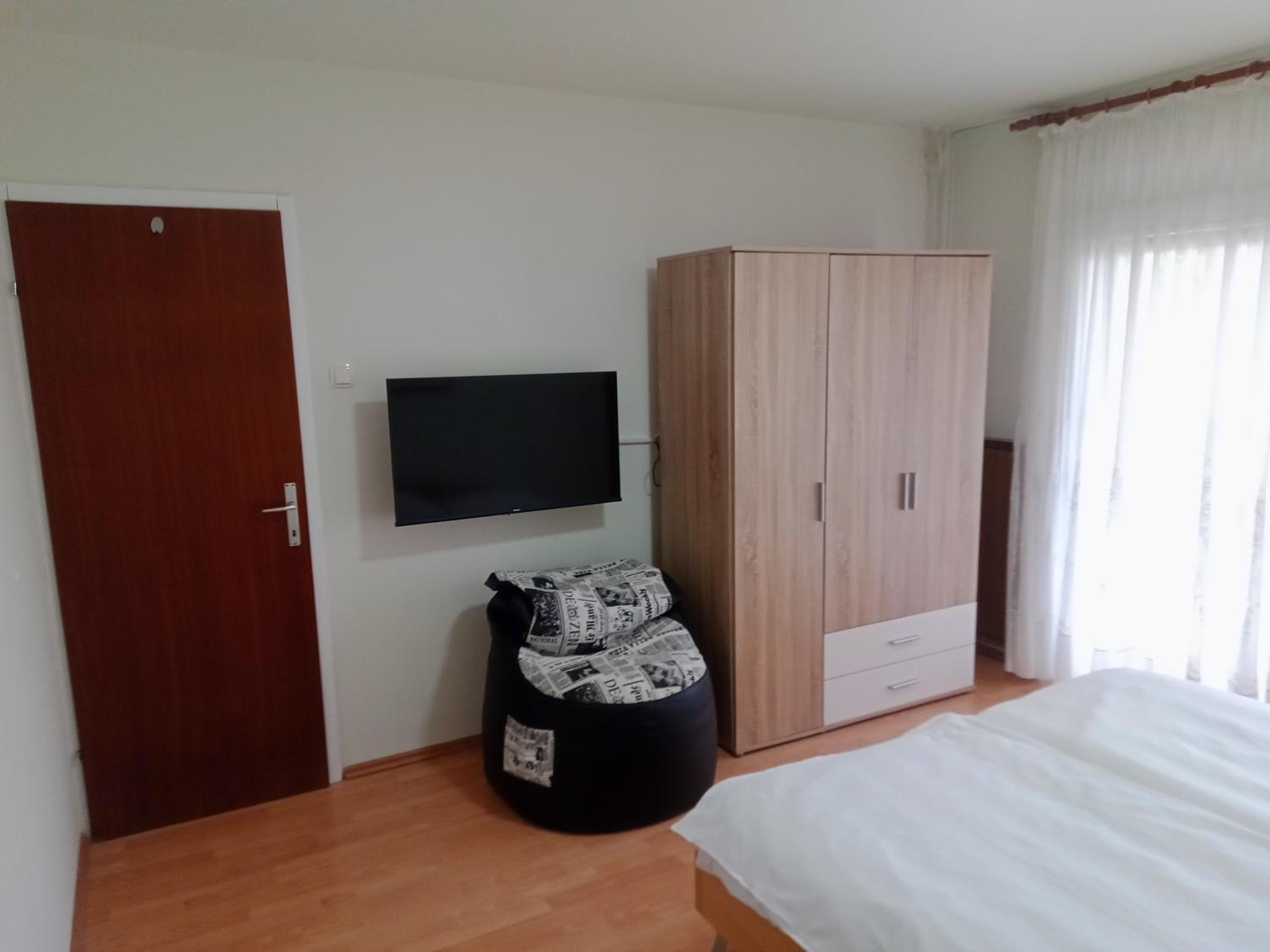 Apartment M&R