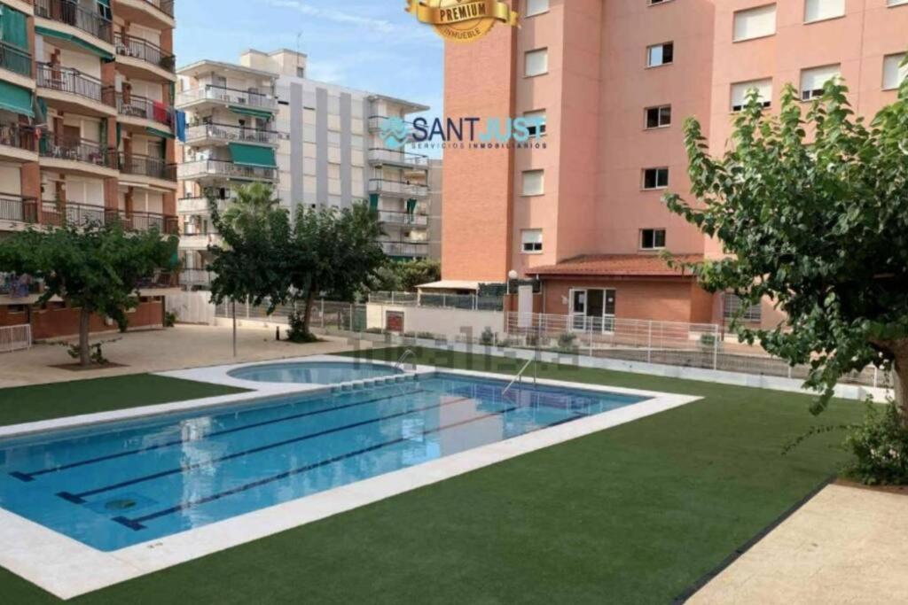 Superbe appartement avec vue mer, piscine et parking privé gratuit
