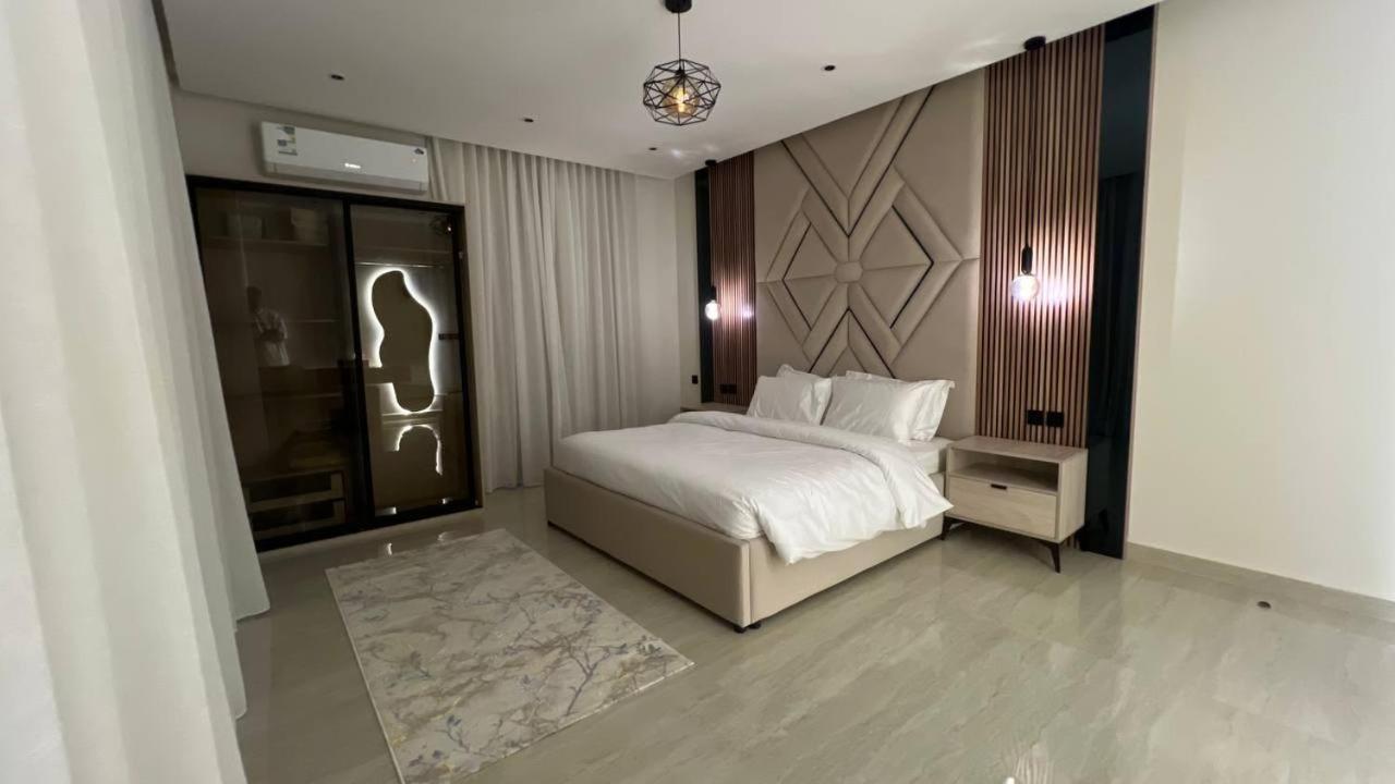 Two bedrooms apartment with KAFD View