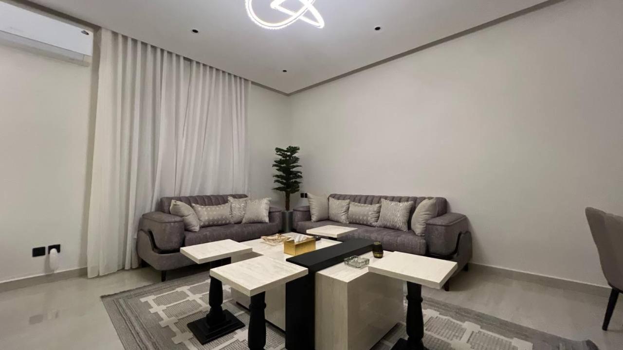 Two bedrooms apartment with KAFD View