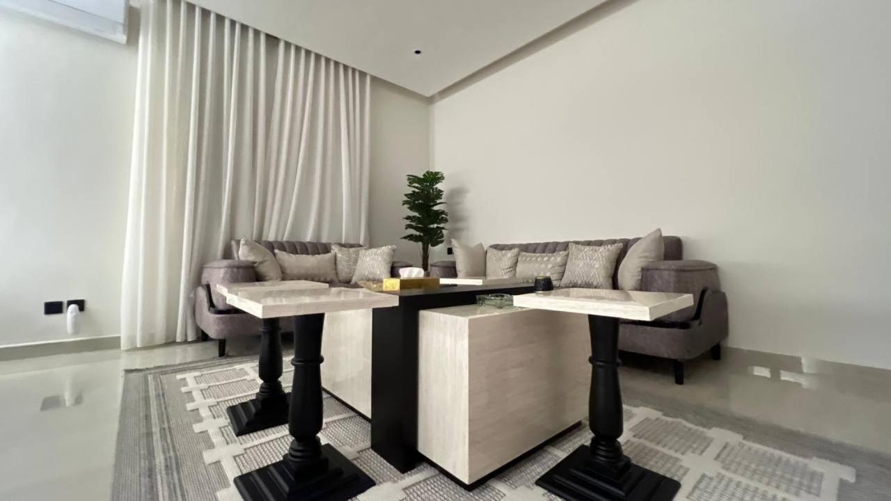 Two bedrooms apartment with KAFD View