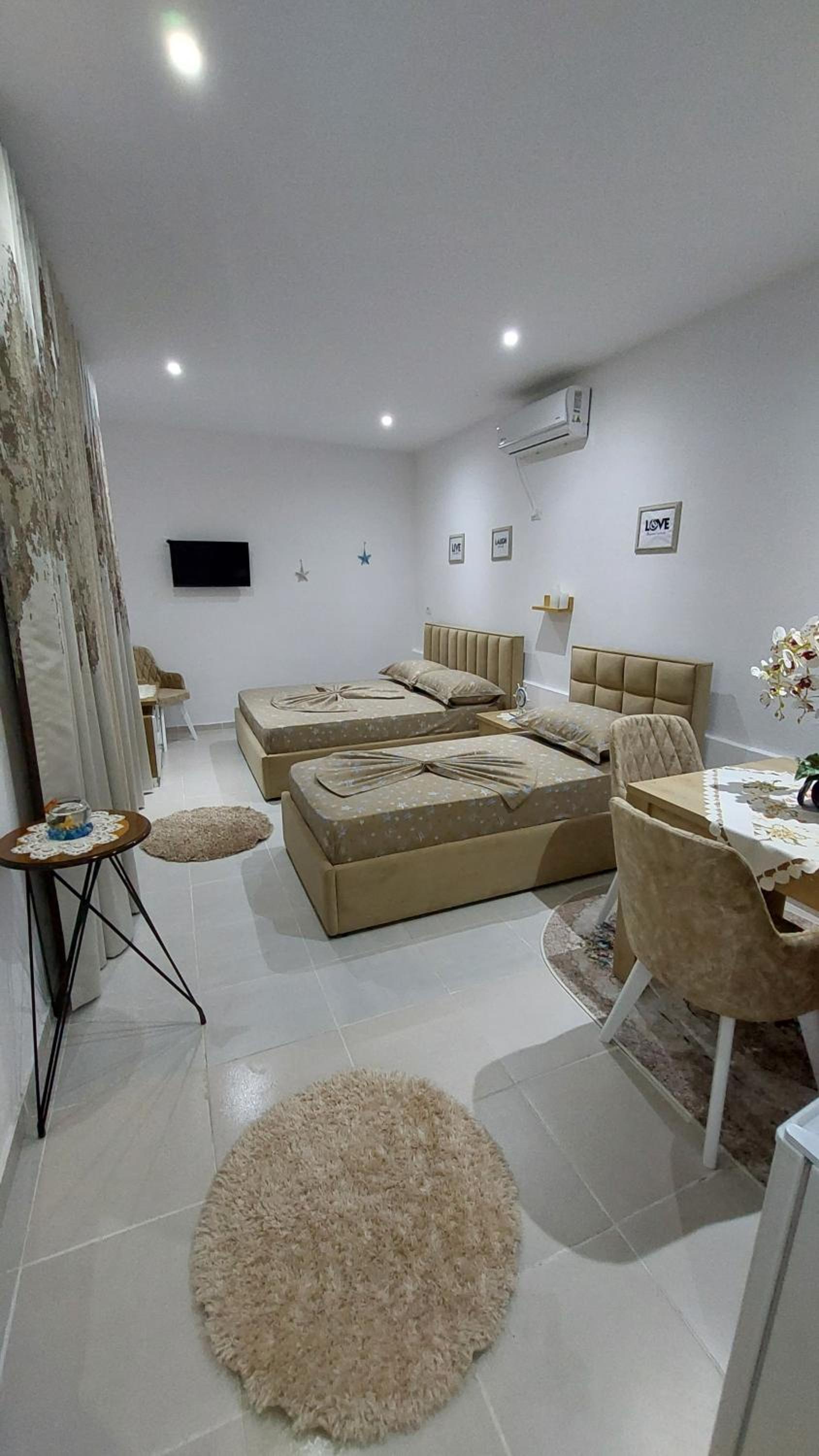 R&R GESTHOUSE