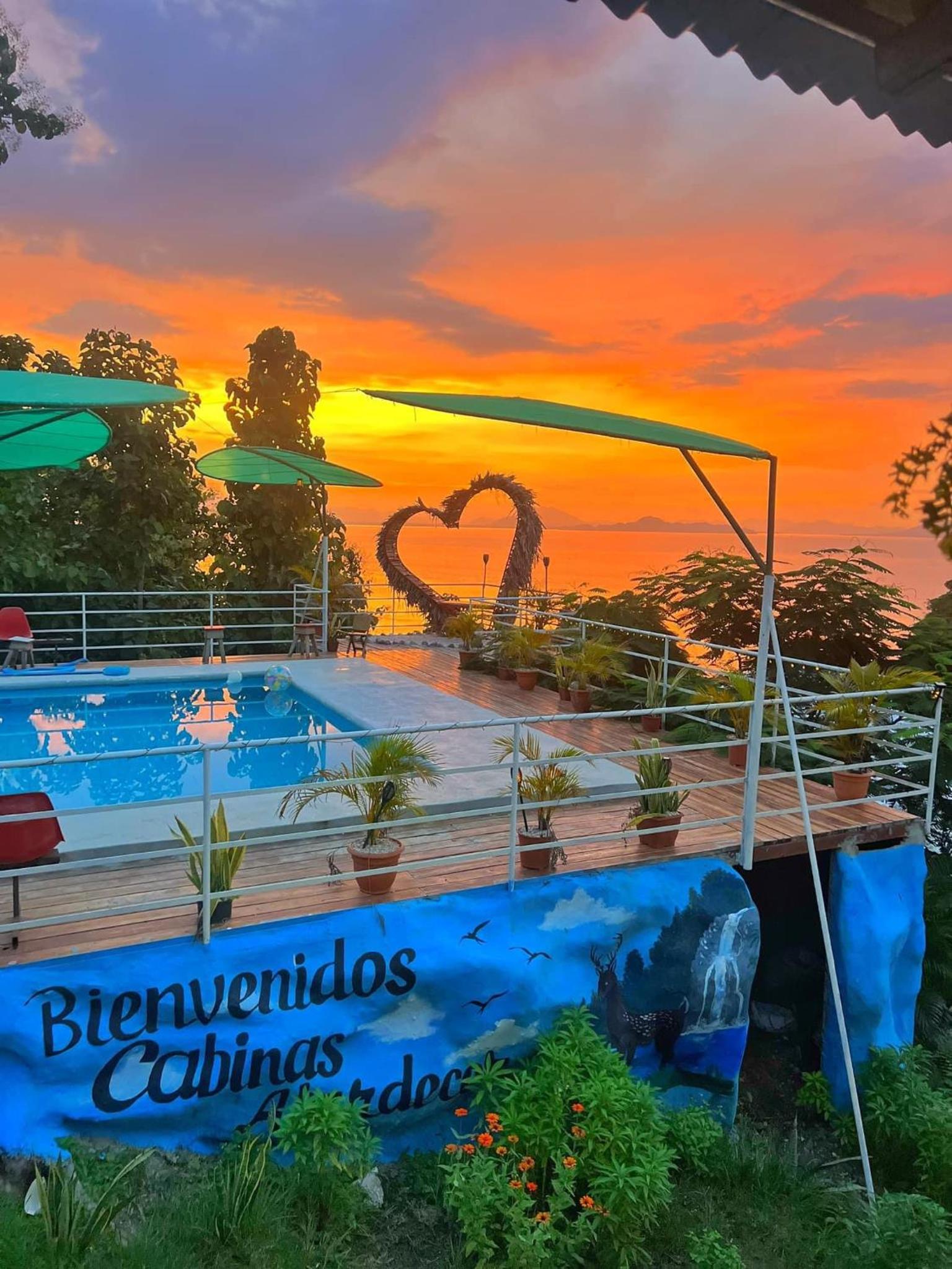 Cabinas Atardecer, Isla Venado
