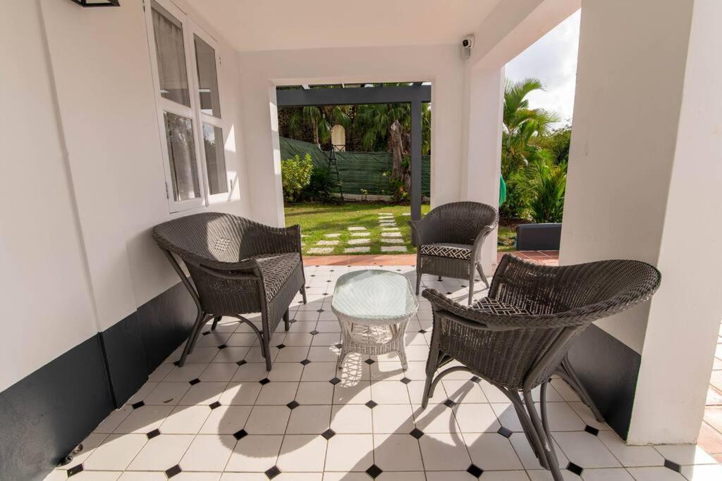 Luxury 1BR condo in St. Lucia view 3