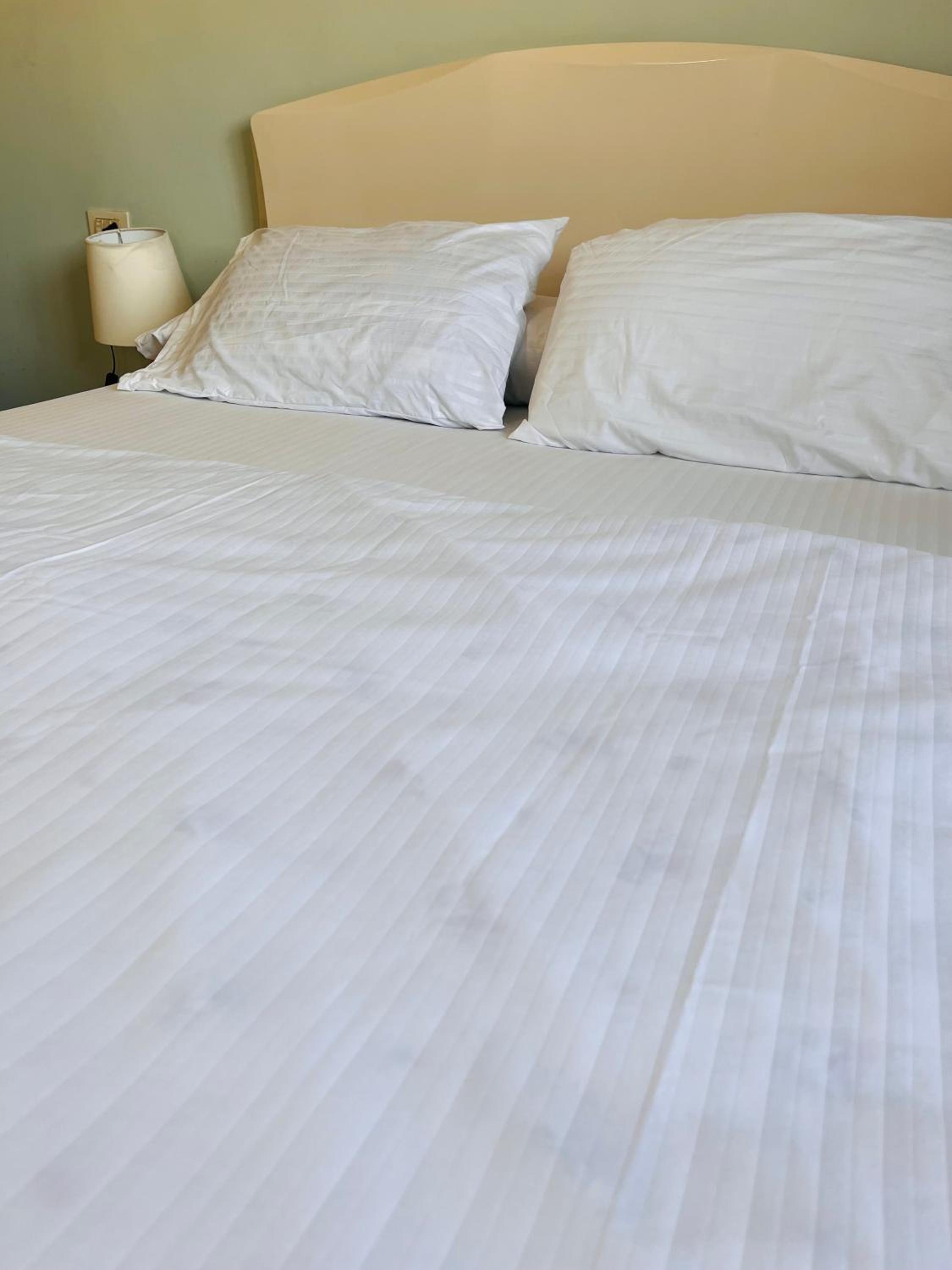 Unique apartment in Almaza