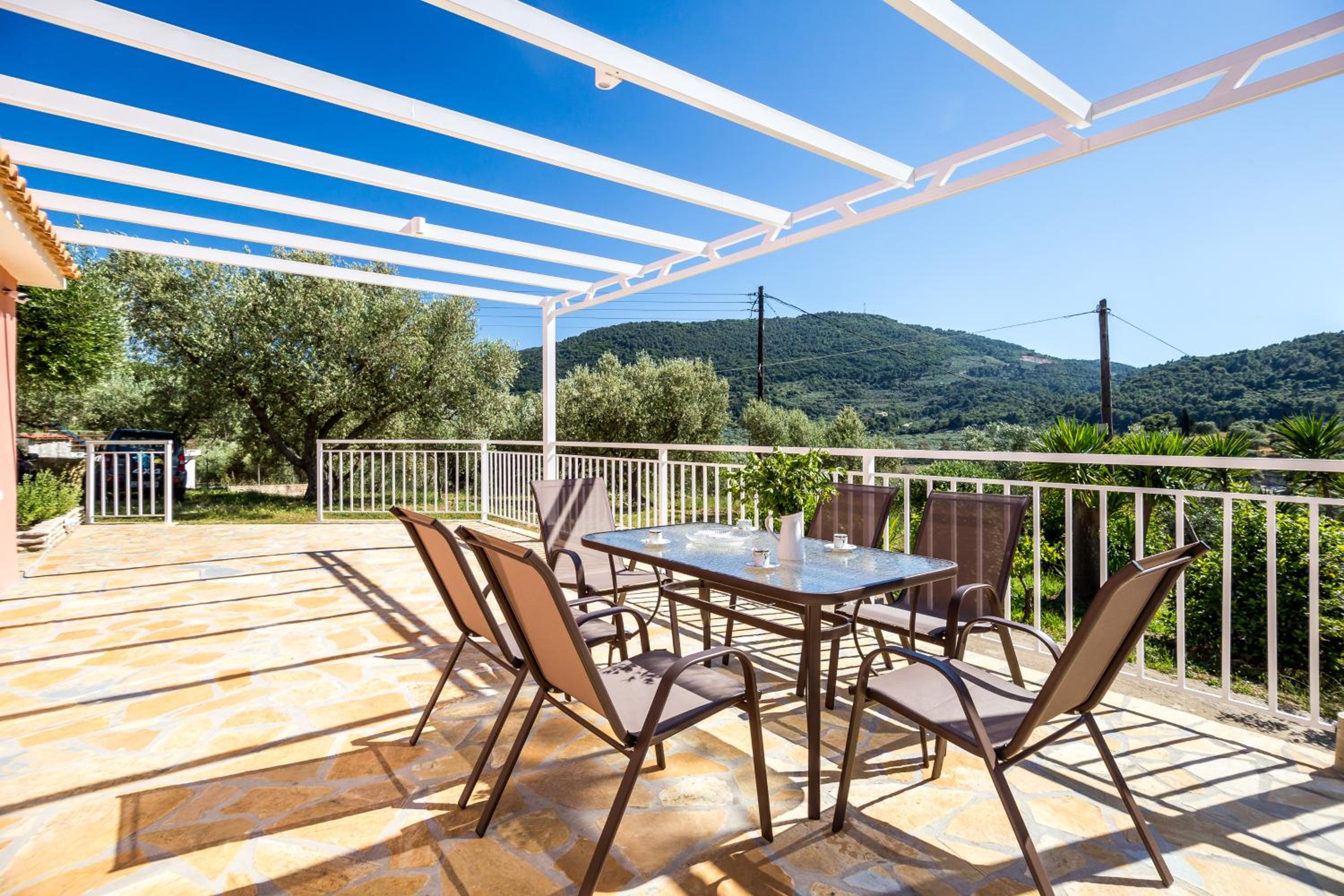 Irida Residence