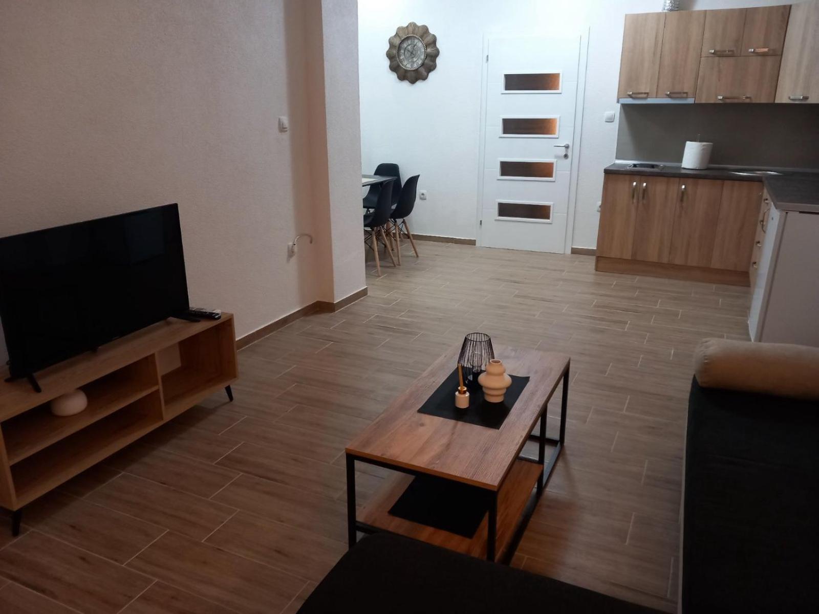 DM Apartment view 2