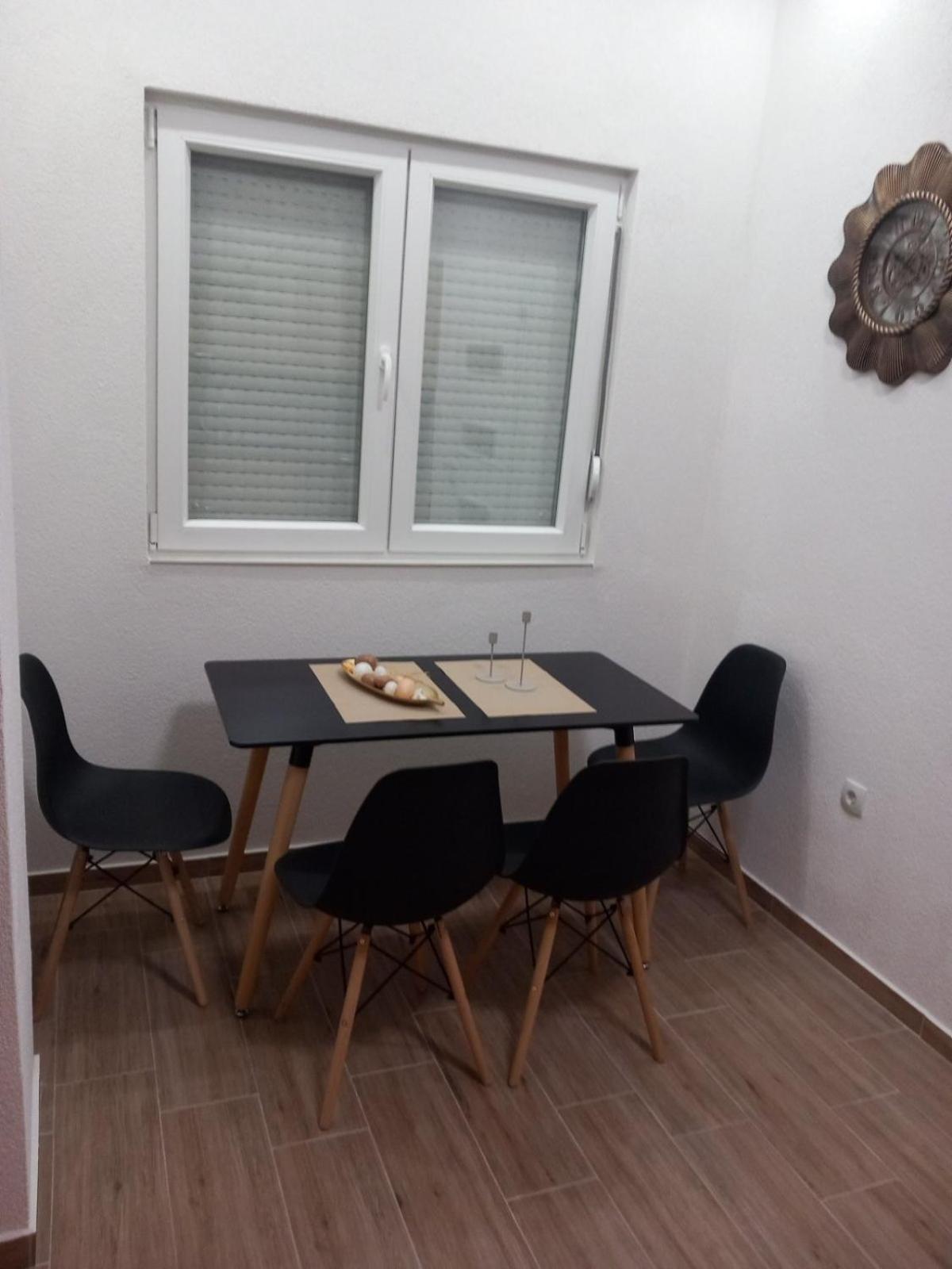 DM Apartment view 3