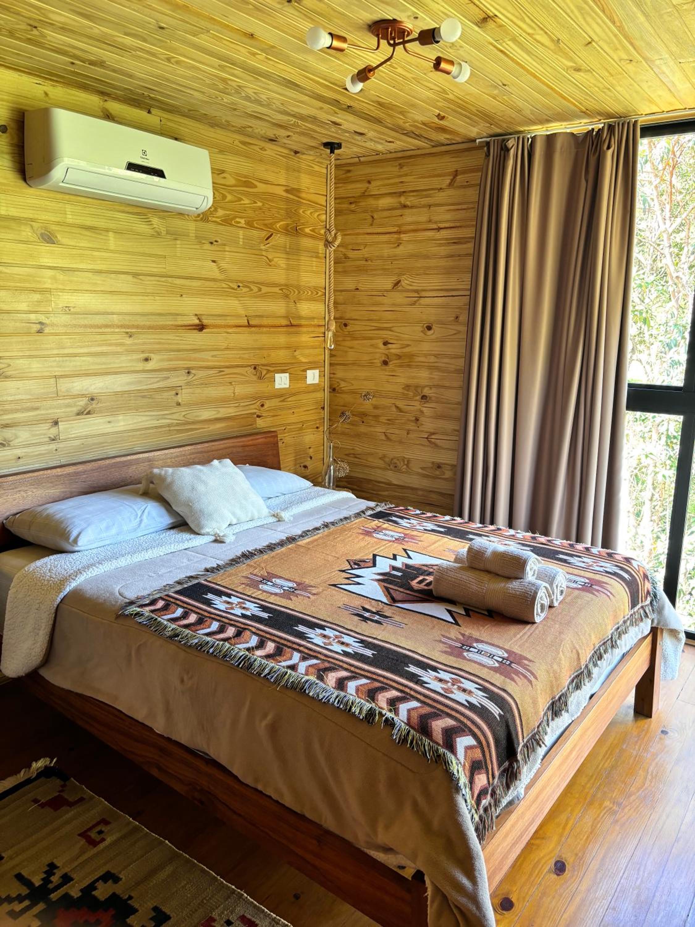 Into The Wild Cabin
