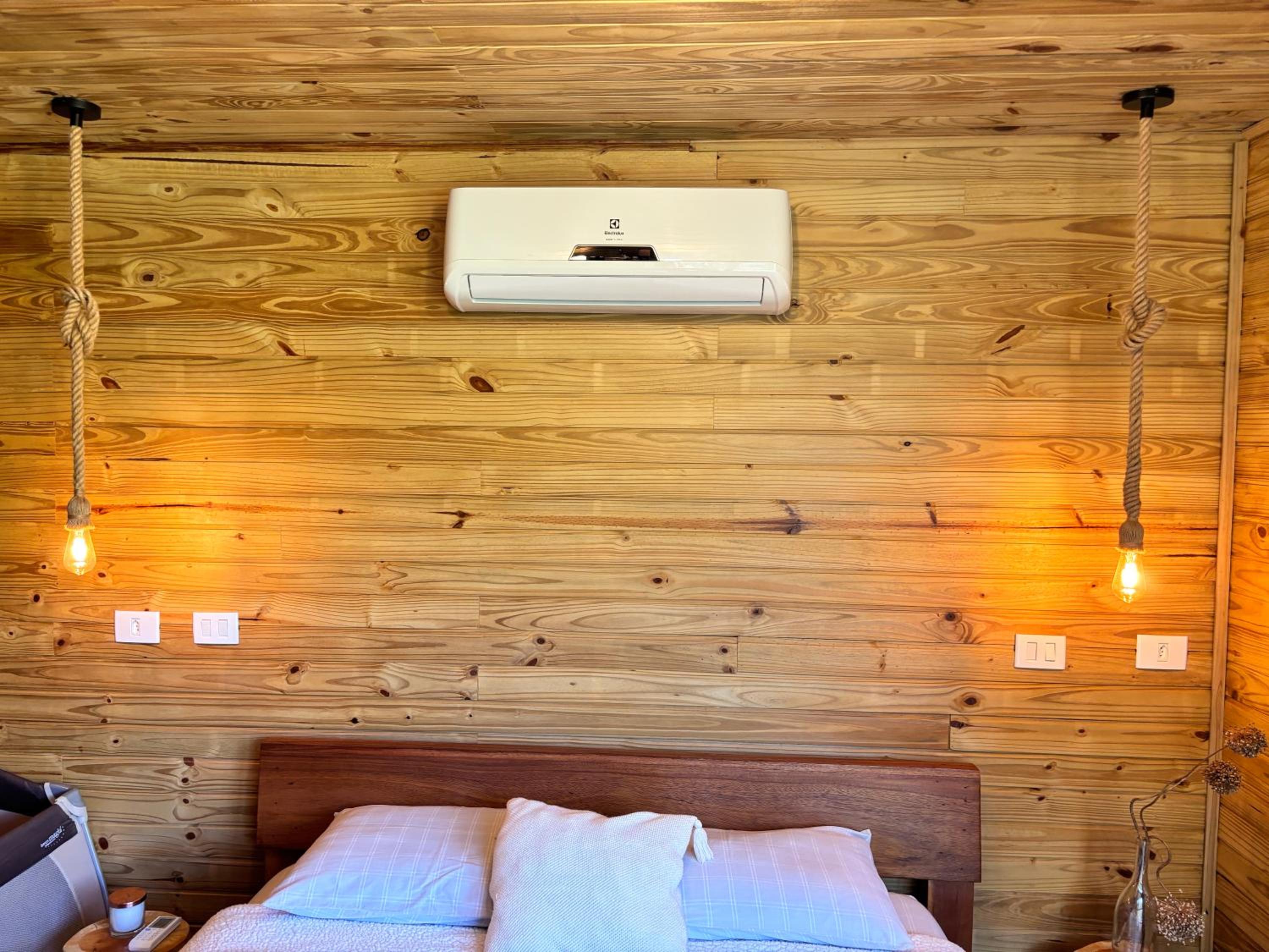 Into The Wild Cabin