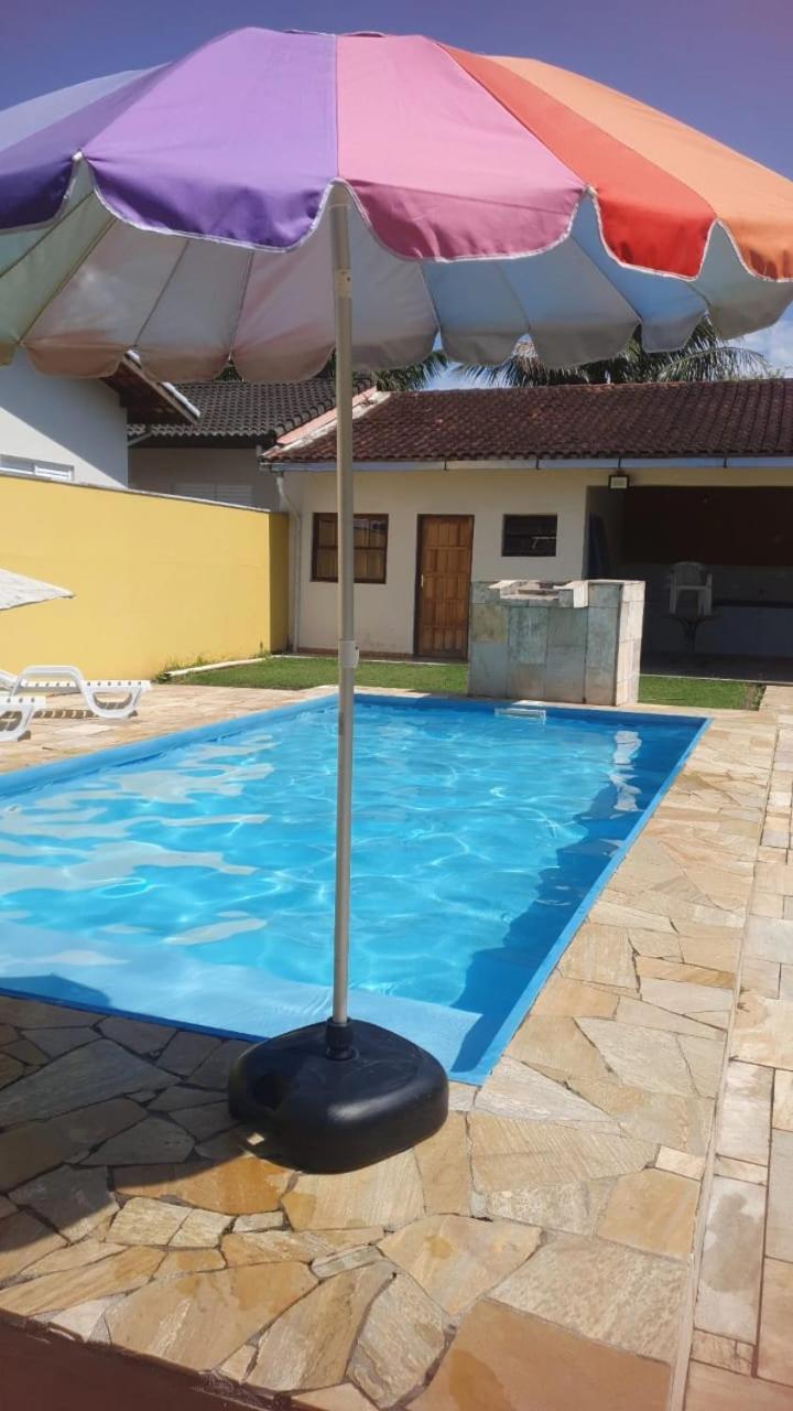 Casa com Piscina na Morada da Praia
