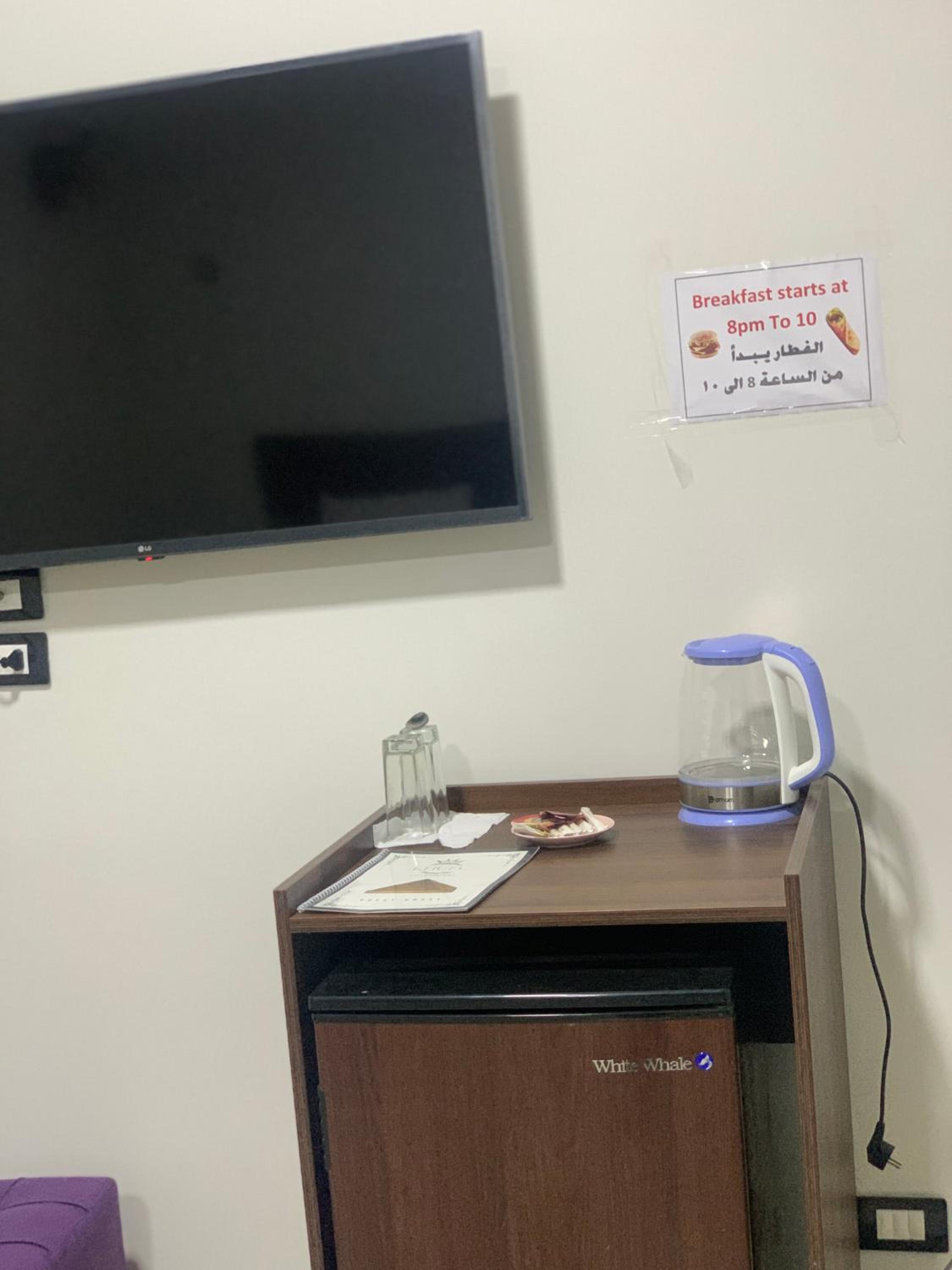 Khufu pyramids view
